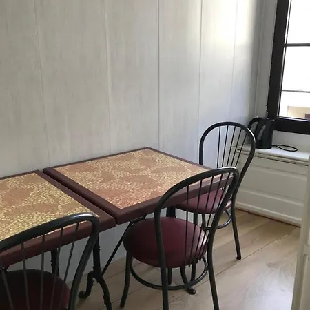 Chez Franck Et Sandra , Plein Centre Ville, 1 Er Etage סנט-מנו